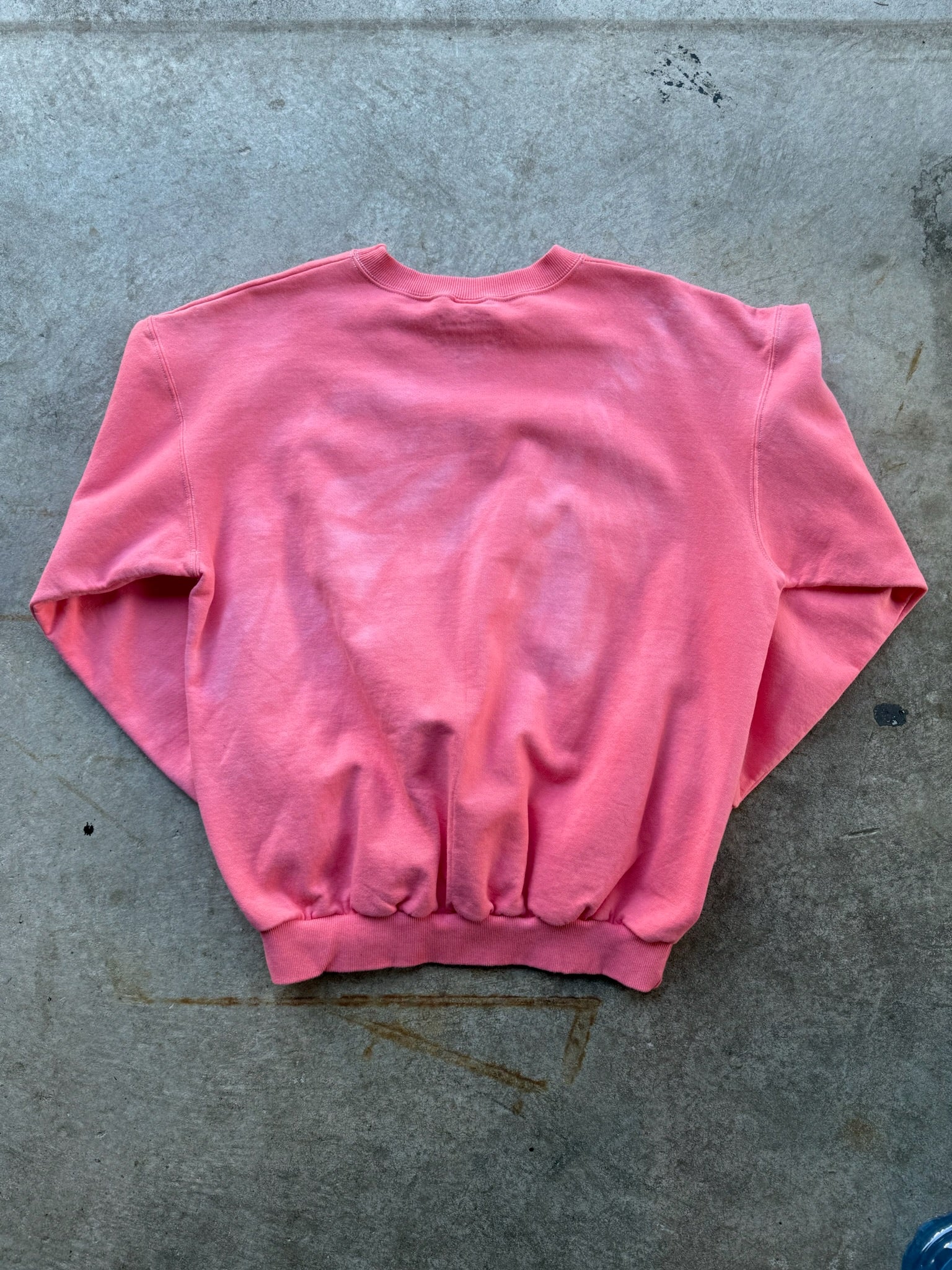 MUSKOKA SUMMERS HAND DYED CREWNECK MADE IN CANADA SIZE LARGE CORAL